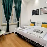 Apartment Kazincy - 1br & Stylish Budapest