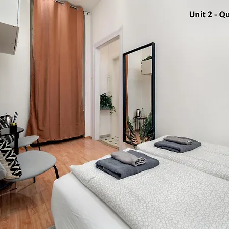 Kazincy - 1br & Stylish