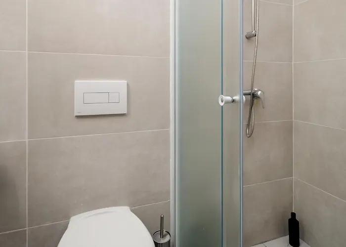 Apartament Kazincy - 1br & Stylish *