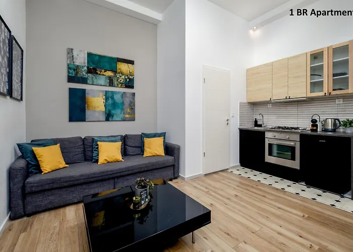 Apartament Kazincy - 1br & Stylish