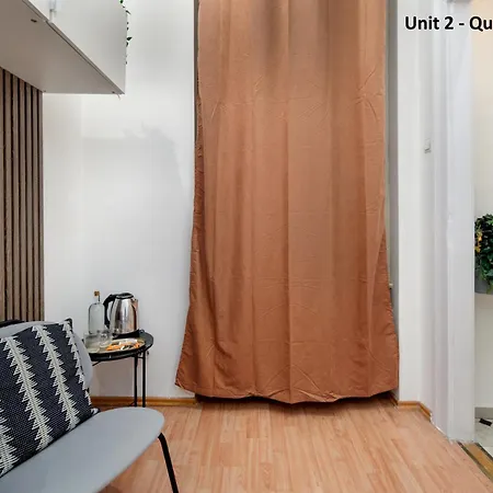 Kazincy - 1br & Stylish *